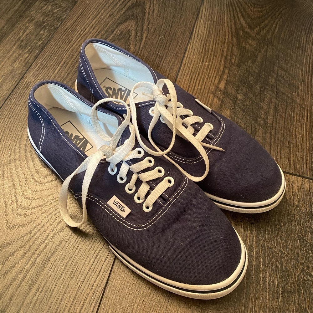 Vans Authentic Lo Pro Sneaker